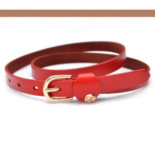 La belle ceinture en cuir rouge